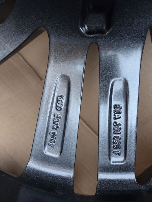 Oryginalne felgi Audi Q5 SQ5 20 Bicolor