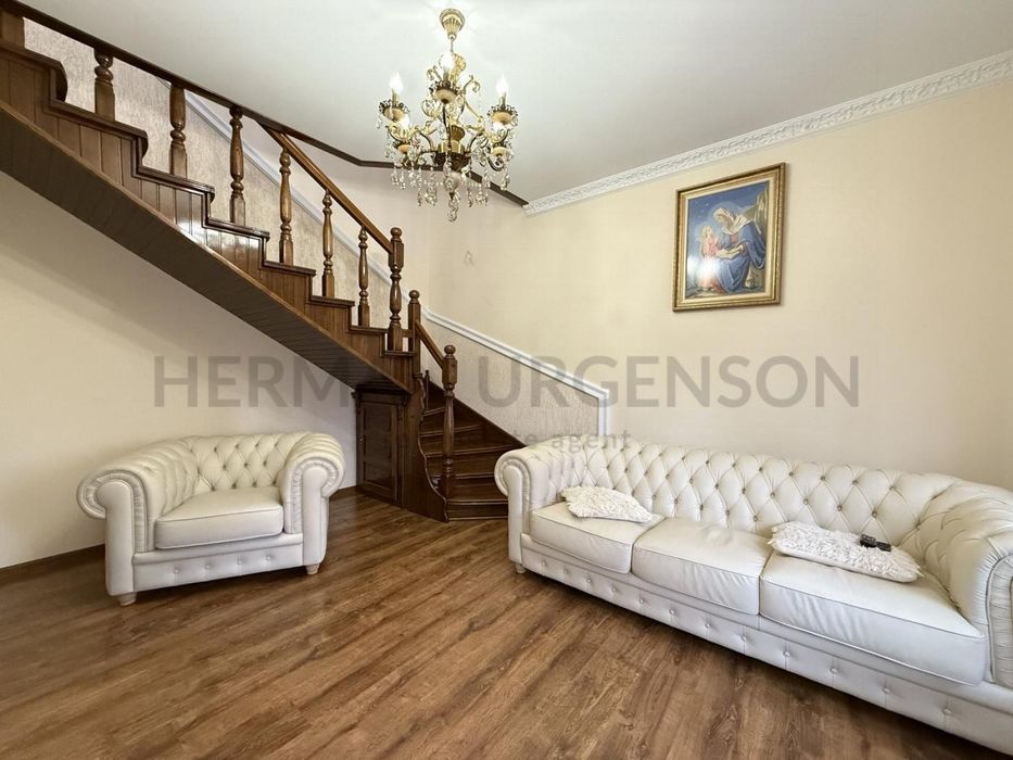 Продаж будинку 185 м.кв / 12 соток / Коритняни