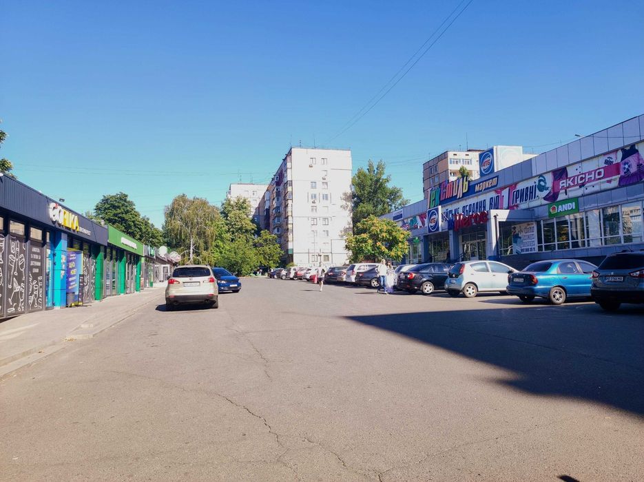 1100м²(можливо 3000) АТБ, Великий массив Зарічний, Десантна, парковка