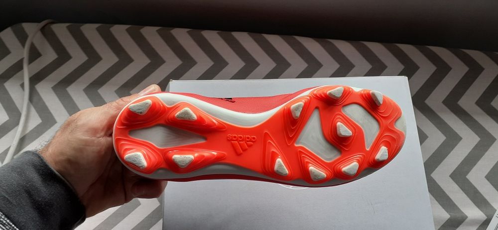 Chuteiras "adidas" (37 1/2)