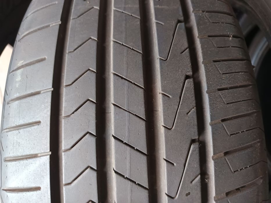 Opony 235/55 R18 super stan