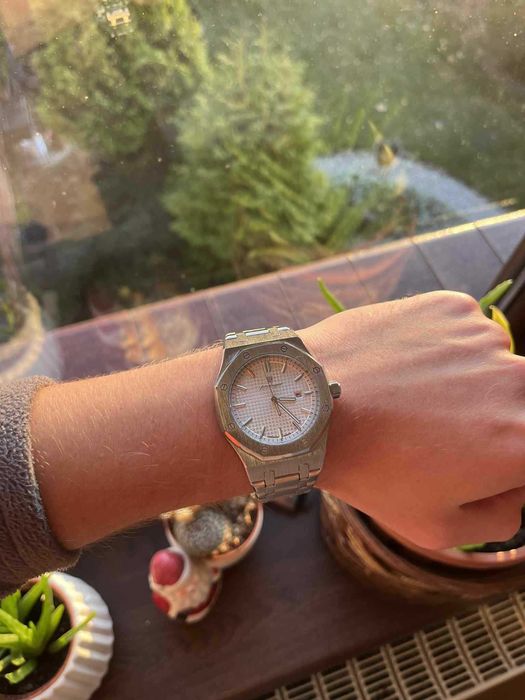 Piękny zegarek kwarcowy – stal nierdzewna,  styl wzorowany na AP