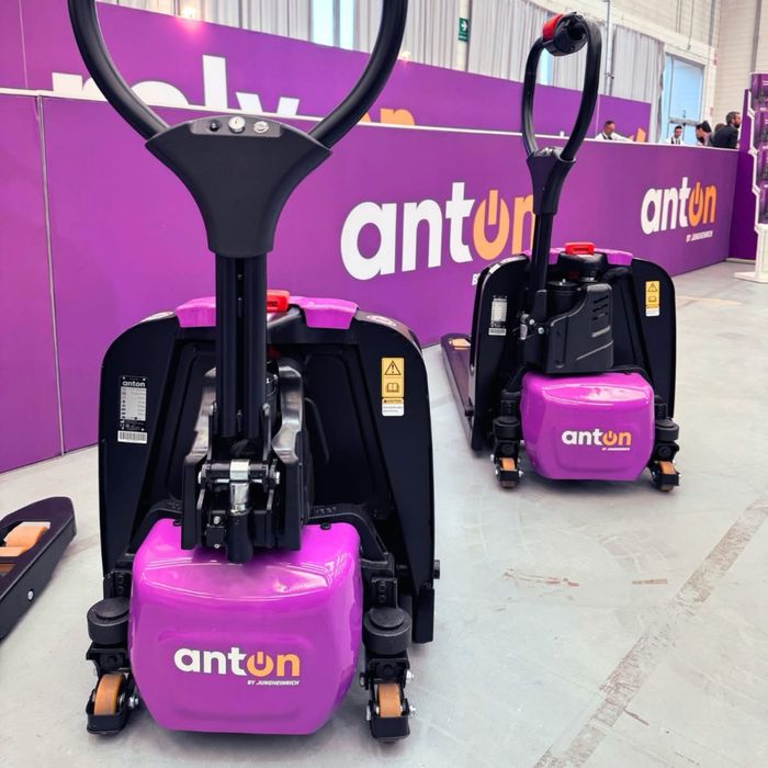 Електричний повідковий візок AntOn by Jungheinrich PTL 1.5