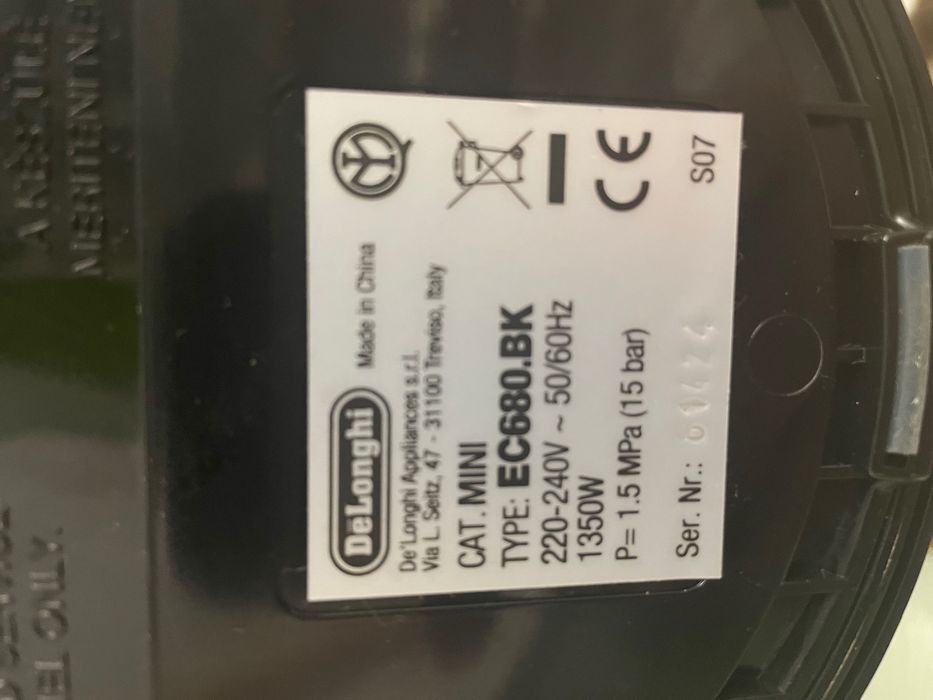 Кофемашина  Delonghi EC680.ВК б/в