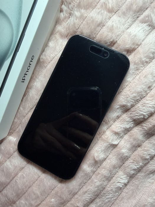 iPhone 15, 128GB, czarny