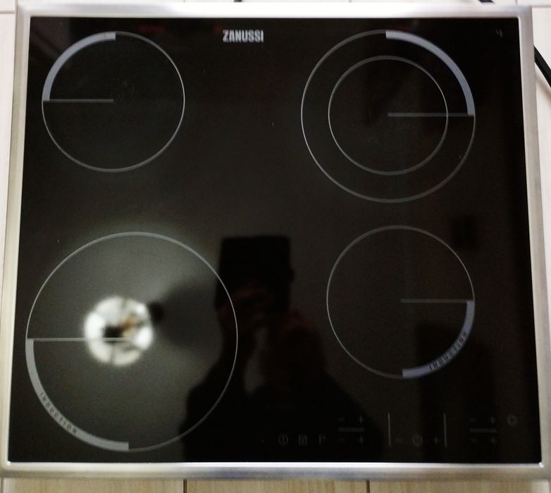 Placa de indução Zanussi