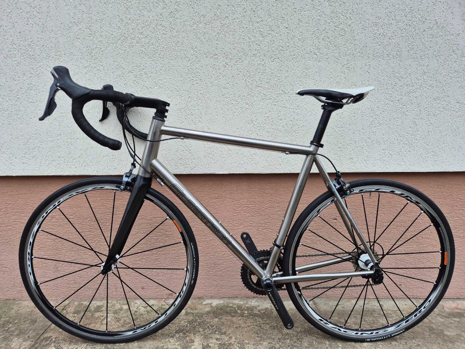 Rower szosowy tytanowy Gilbertson, tytan, Shimano Ultegra, Racing 1