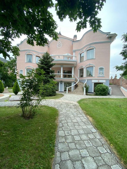 Елітний маєток в місті, вул. Вишгородська, Подільський район, 25 соток