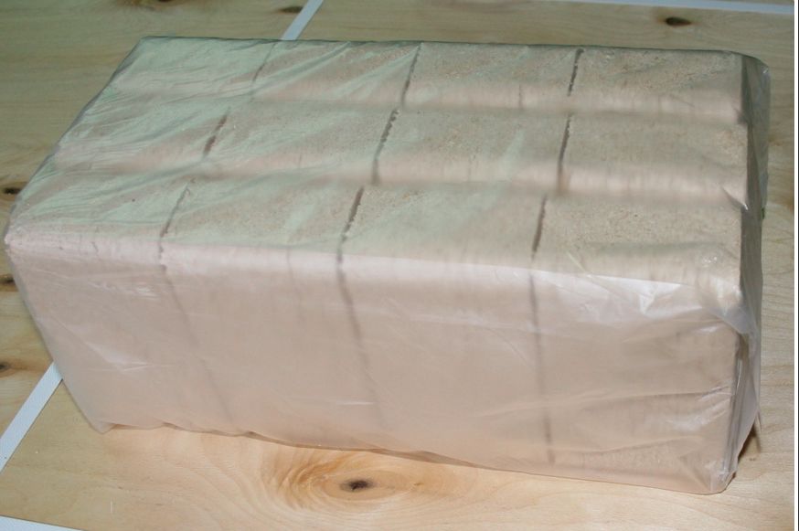 Brykiet drzewny kominkowy 10 kg jak opał węgiel drewno
