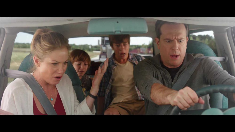 FÉRIAS (Ed Helms/Christina Applegate/Chris Hemsworth) NOVO/SELADO