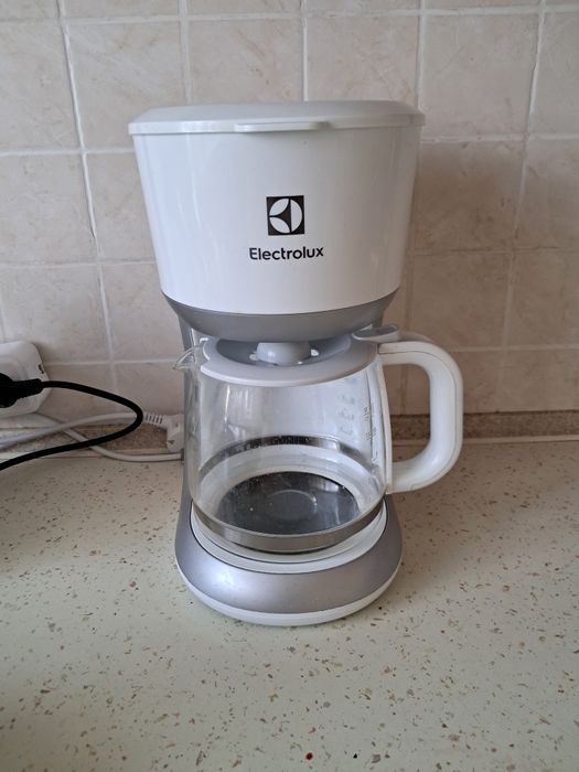 Крапельна кавоварка Electrolux