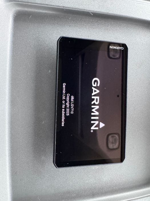 GPS Garmin dēzl LGV710