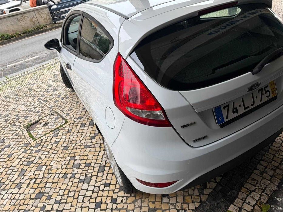 Ford Fiesta VI Van 1.4 TDCi 2011 - Poucos km