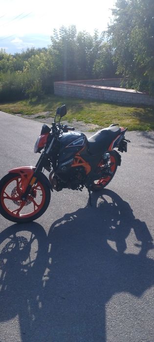 Mustang XTREET 250