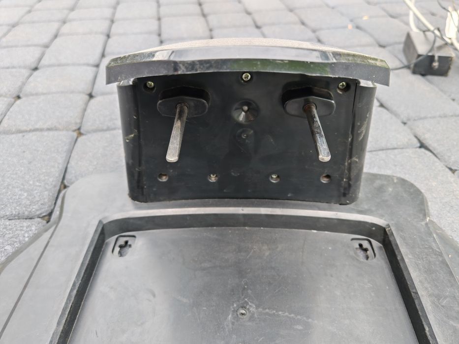 Stacja ładowania do robota koszącego yard force 32v