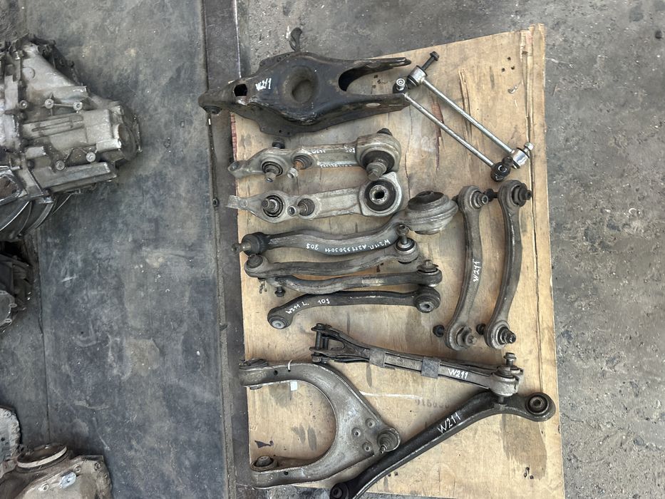 Передня задня ходова ричаги Mercedes W211