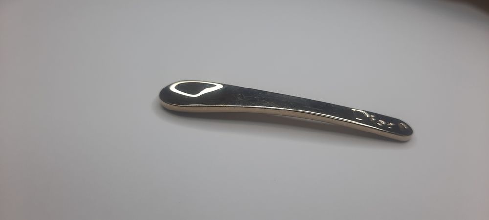 Autêntico pingente de colher folheado ouro 24k DIOR Prestíge.