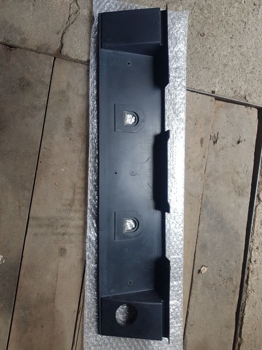 Бленда чорна м5 е34 під номер бмв е34