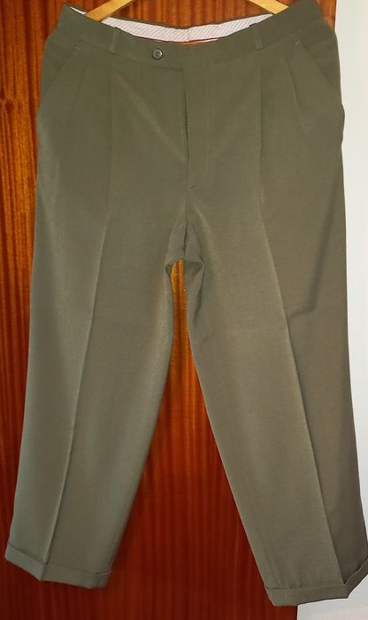 Conjunto casaco/blazer + calça clássicos (fato)