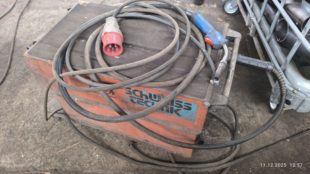 Półautomat spawalniczy LORH