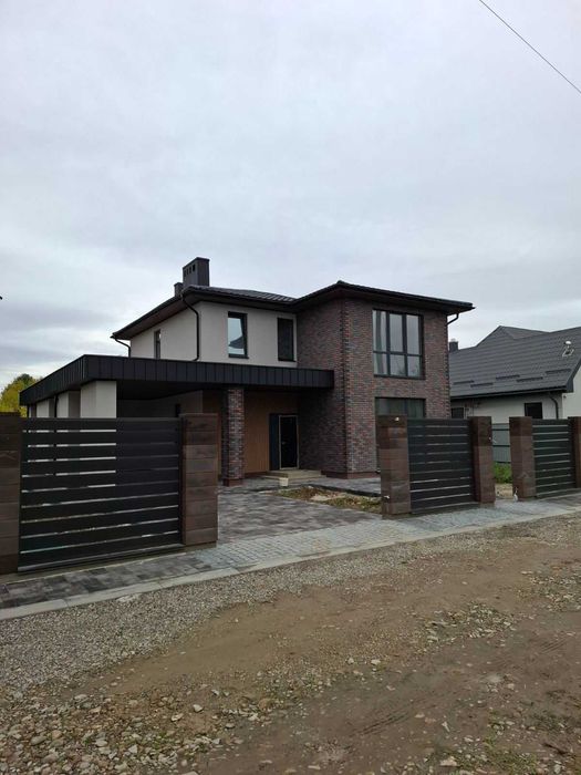 Продаю стильний будинок біля річки! 152м2/6соток