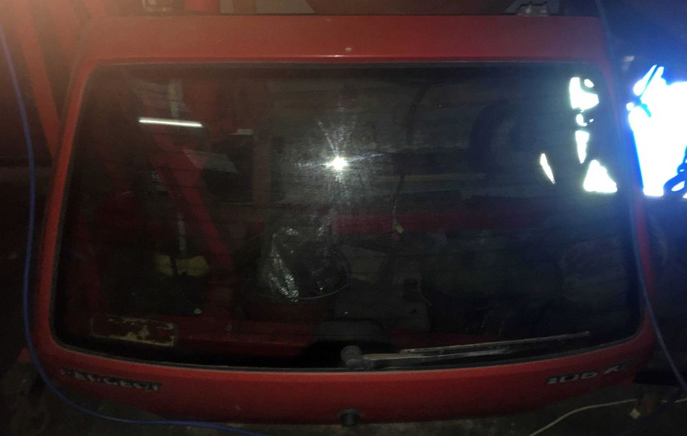 Peugeot 106 XR 1.0 venda completa apenas, para circular ou pecas.