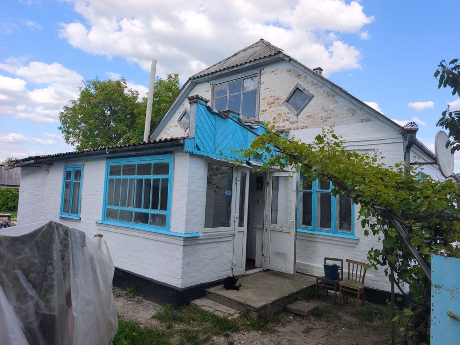 Продаж будинку в центрі Таращі