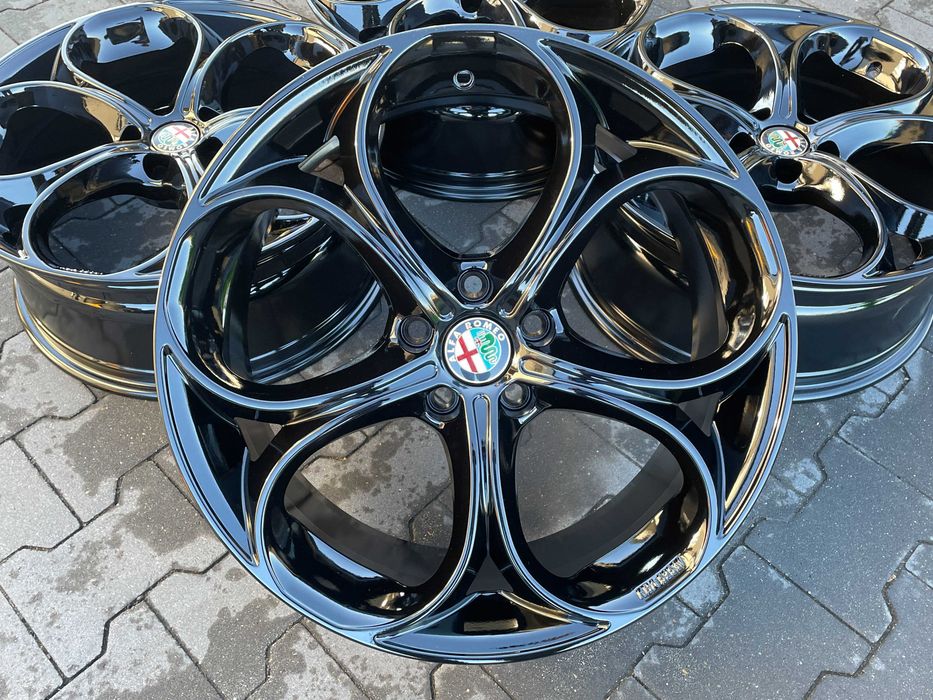 ALFA ROMEO GIULIA felgi aluminiowe 19'' 5X110 8J 9J GMP ITALIA DRAKE
