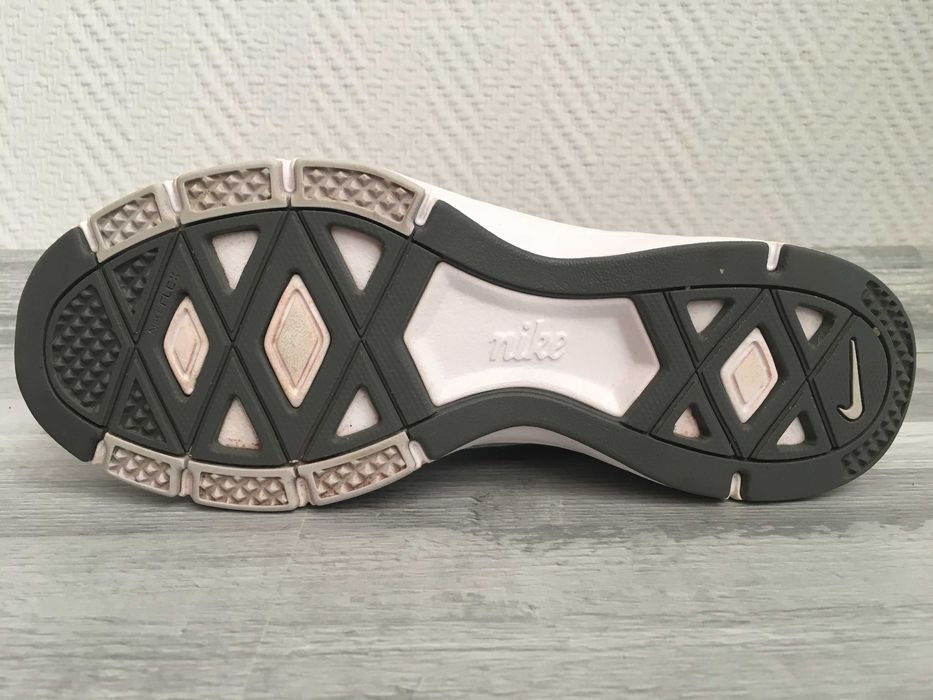 Sprzedam buty Nike 38