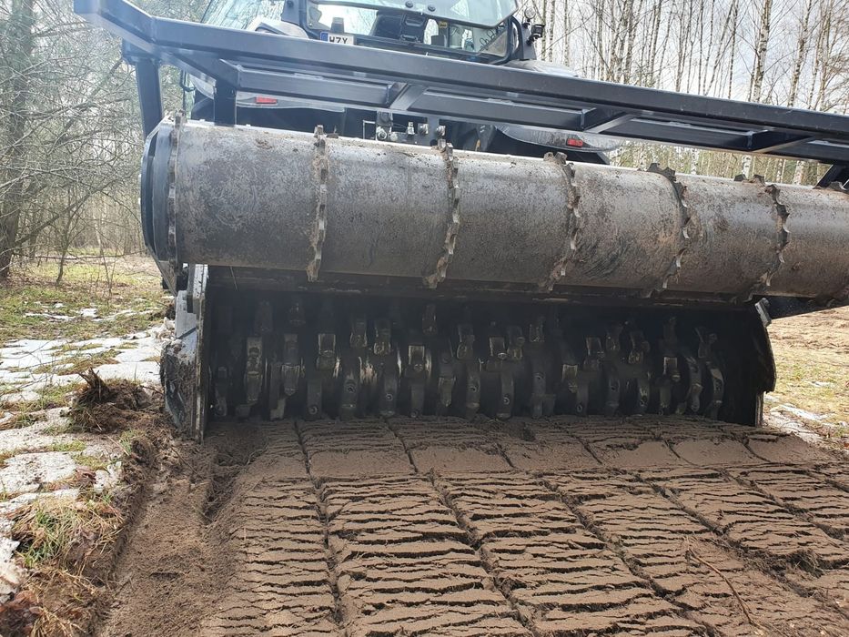 Mulczer rekultywator wgłębny usuwanie karp rozwiercanie