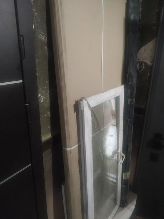 Двері вхідні (нові).