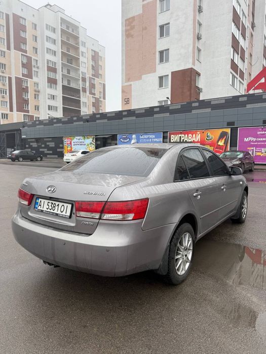 Хундай соната 2006 год ,2,0 дизель,механика