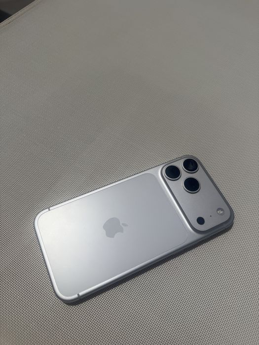 Iphone 17 pro max 256 gb silver