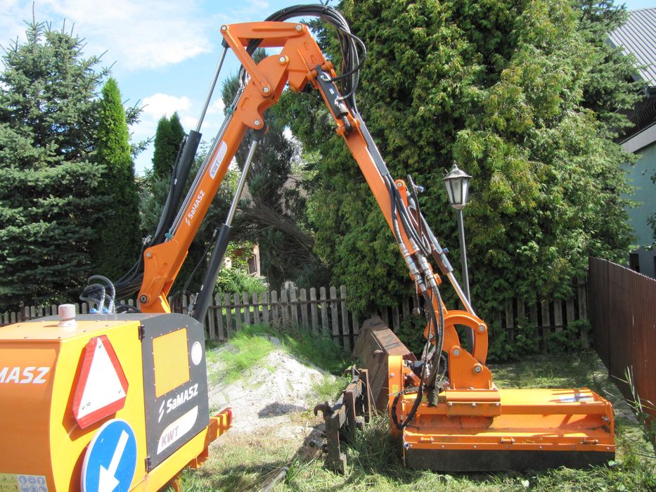 Kosiarka wysięgnikowa KWT 651 EP
