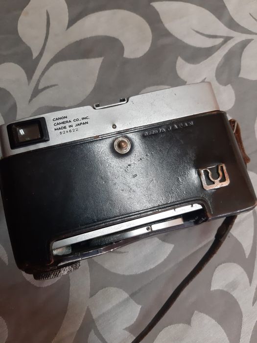 Máquina fotográfica antiga Canon