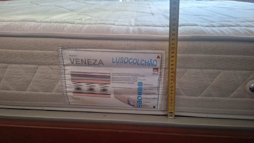 Colchão casal Lusocolchão modelo Veneza 195x150cms