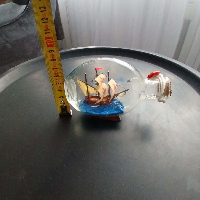 Zabytkowy żaglowiec w butelce .Vintage z lat 60. XX w.