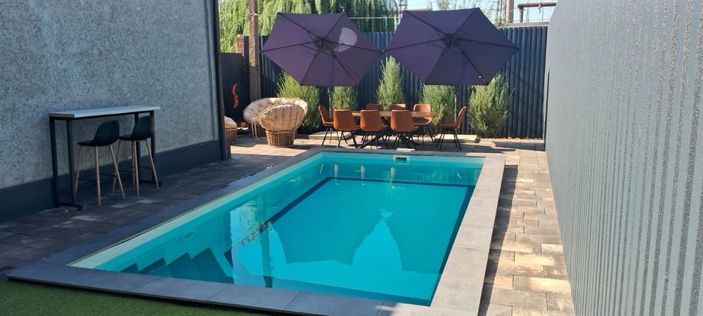 Баня.ТЕПЛИЙ БАСЕЙН з гейзером. Лазня.Бассейн.Спа.Оренда будинку