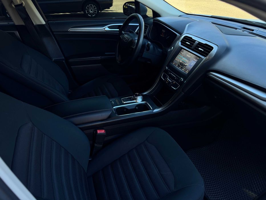 Ford Fusion 2017 2.5 Duratec AT (180 к.с.)