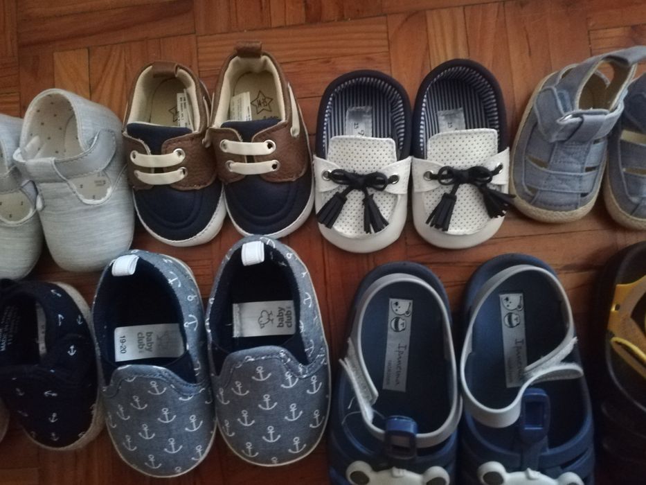 Sapatos bebé / sandalias