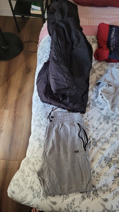 Conjunto de peças de roupa