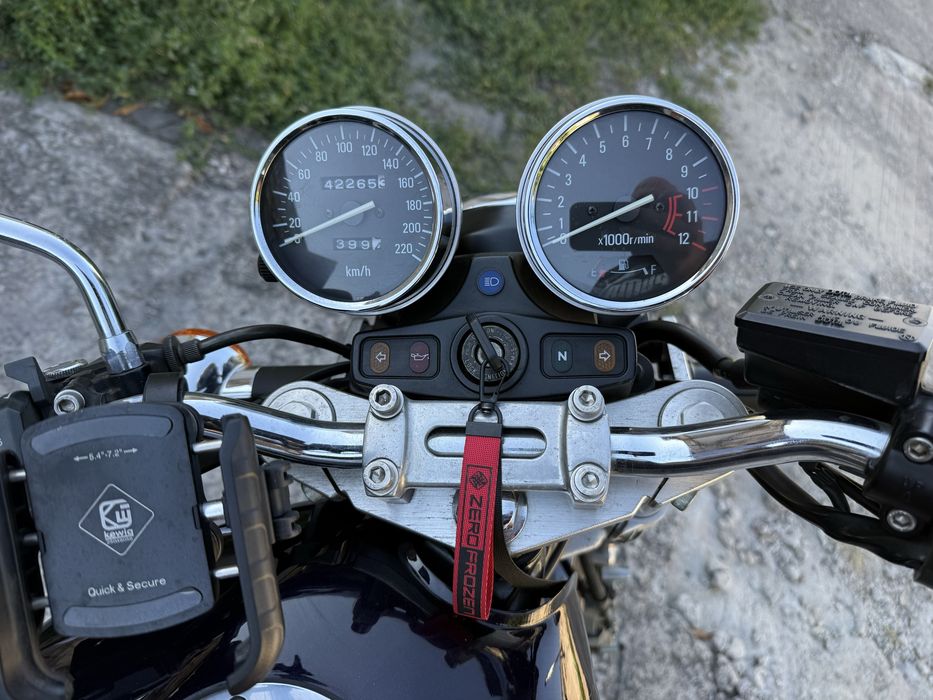 Продам мотоцикл kawasaki zr550 кавасаки