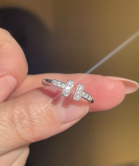 Каблучка з діамантами