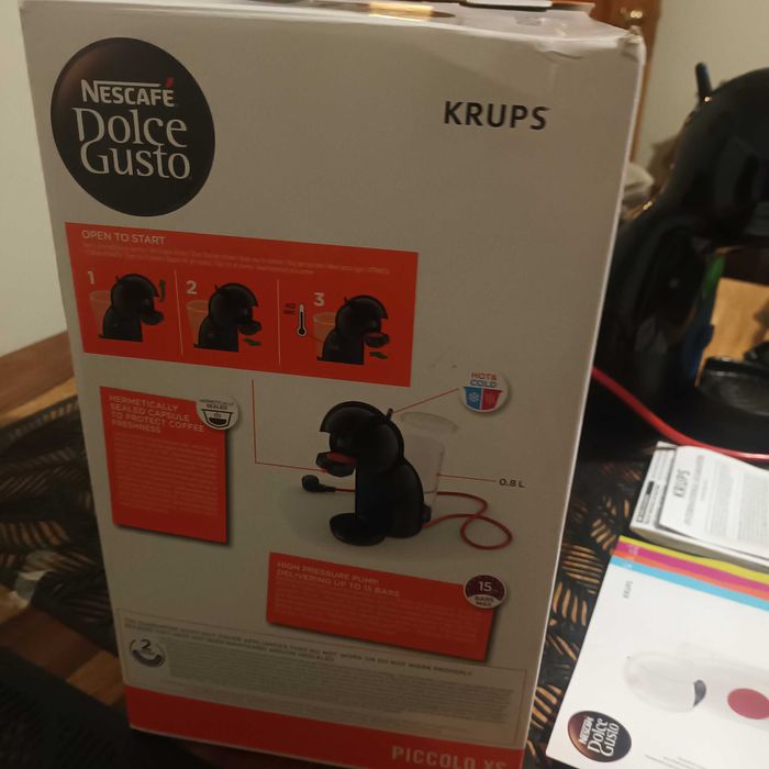 Krups Nescafé Dolce Gusto Piccolo Coffee Machine