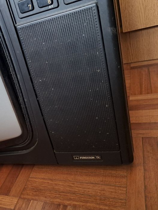 TV antiga preto e branco