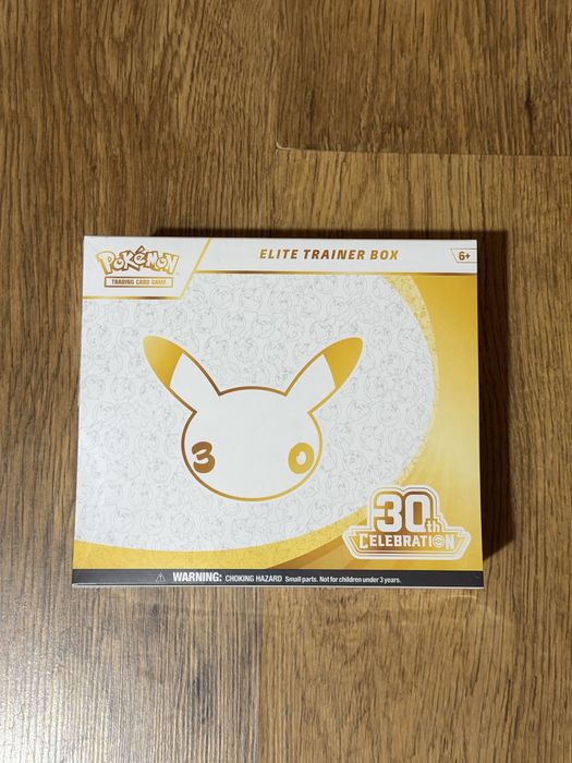 Pokemon 30th Celebration Elite Trainer Box
