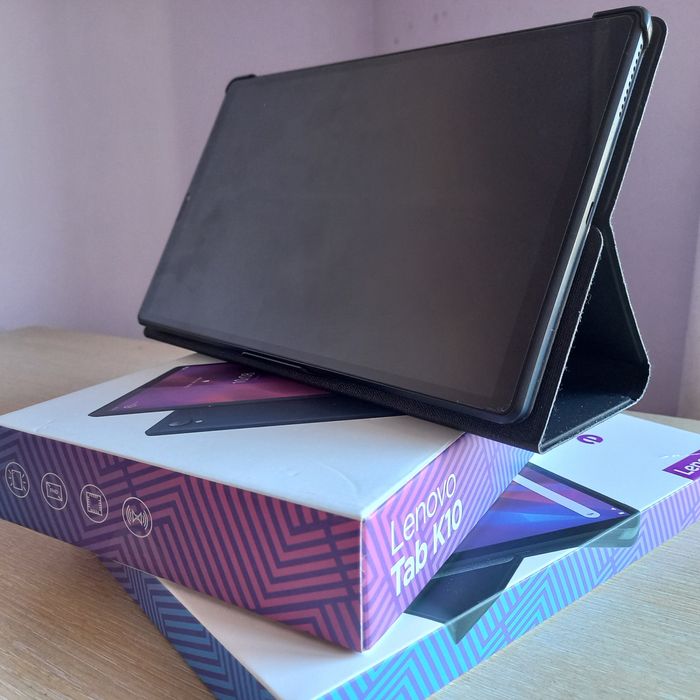 Планшет Lenovo Tab K10 4/64 LTE 10 дюймів
