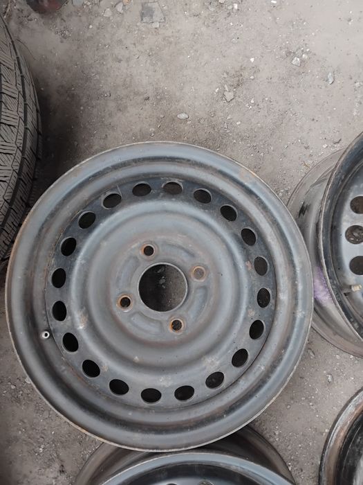 Комплект дисків 4/114.3 r15 4шт.
ЕТ47.
ЦО 67.1.
Ширина 5.5j
Ціна Компл