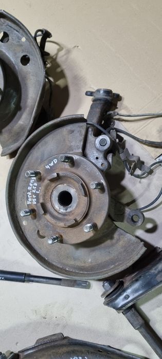 Цапфа поворотный кулак Ford Ranger 2.5 Mazda BT 98-11 Форд Ренжер