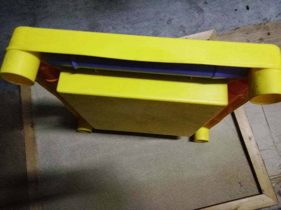 Caixa de arrumação.